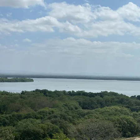 Nuevo Apto A 2 Cuadras De Playa Azul Ideal Para Descansar A 10 Minutos De La Muralla